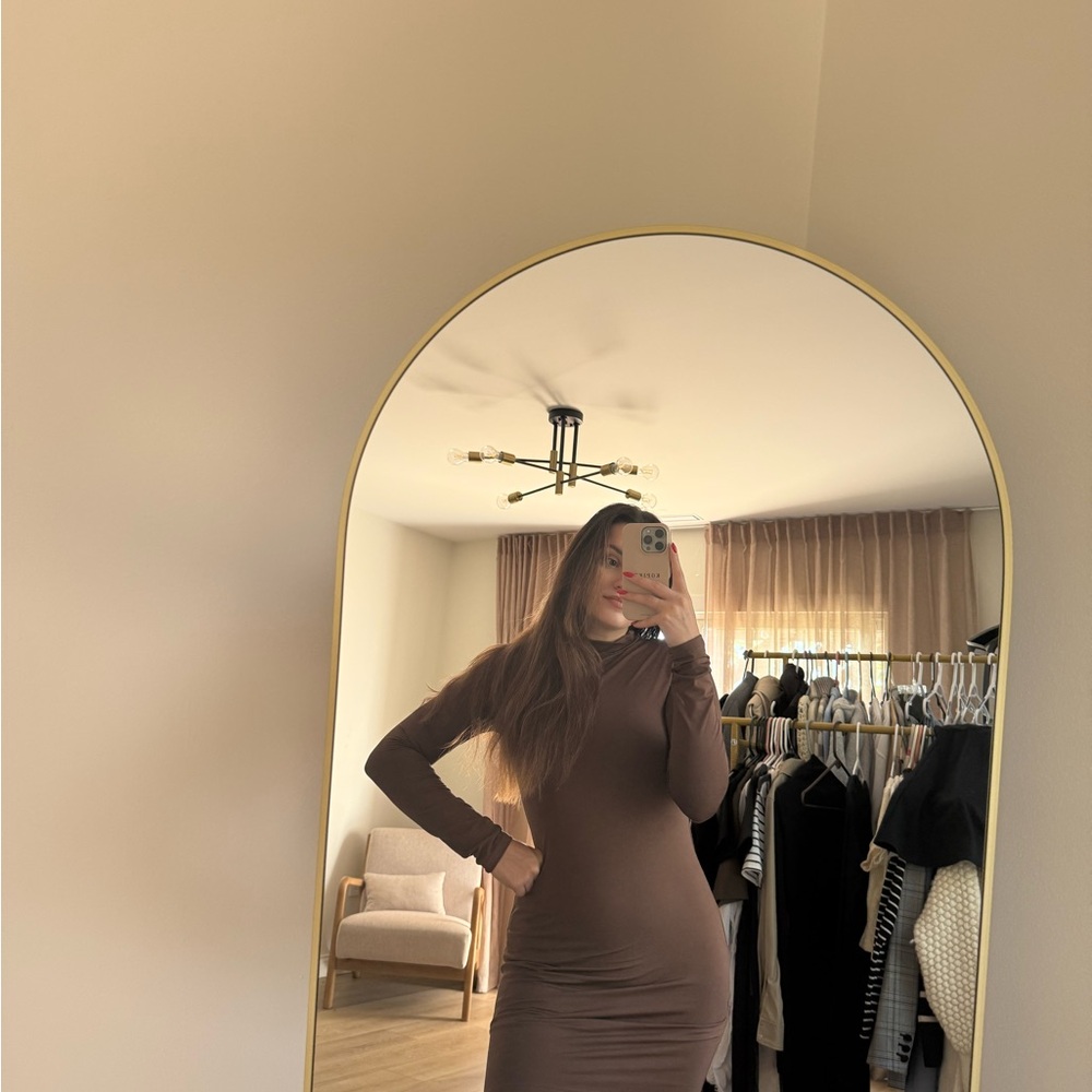 Elegant Brown Long Sleeve Dress